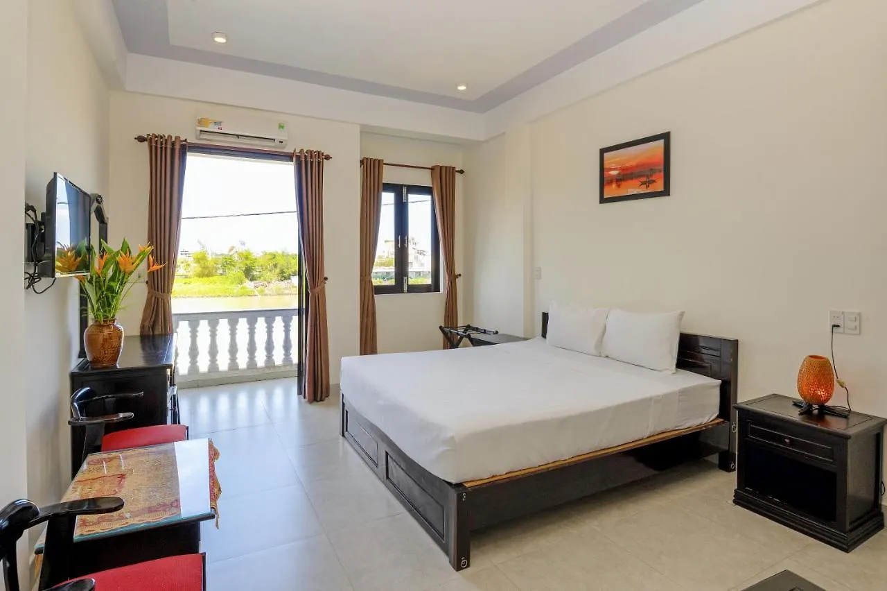Blue River Boutique Hoi An Hotel 3*,